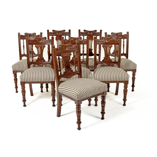 666 - A SET OF EIGHT MAHOGANY DININGROOM CHAIRS, LATE 19TH/EARLY 20TH CENTURY