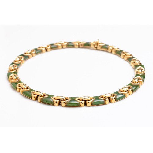 1004 - AN 18CT GOLD AND JADE DEMI-PARURE, BULGARI