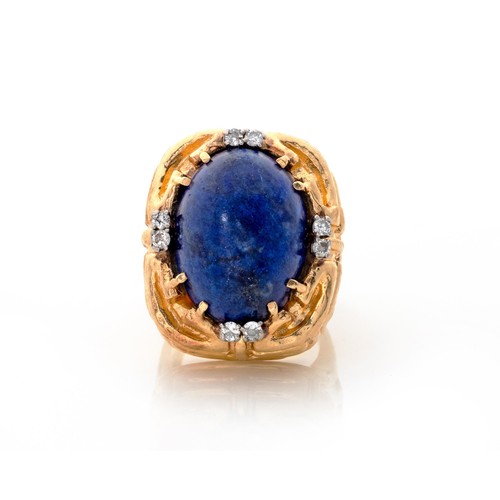 1050 - A LAPIS LAZULI AND DIAMOND RING