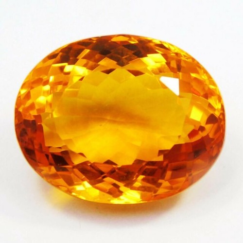 1089 - AN OVAL CITRINE 42,50 CARATS