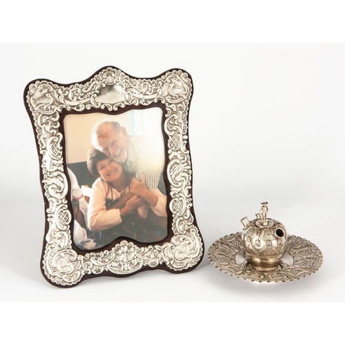 105 - SILVERED CONDIMENT DISPENSER AND STAND, PHOTO FRAME