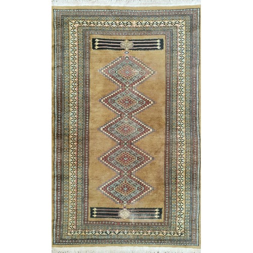 359 - A PAKISTAN RUG, MODERN