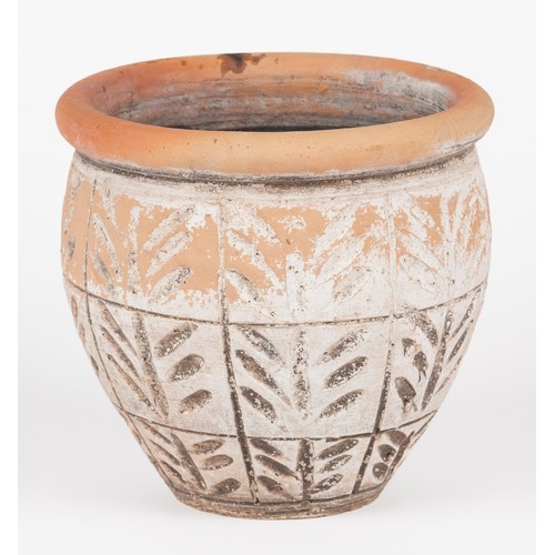 90 - A WHITEWASHED TERRACOTTA FLOWER POT