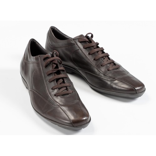 211 - A PAIR OF MENS VINTAGE HUGO BOSS SHOES