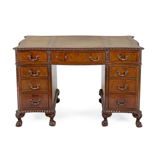 91 - A VICTORIAN STYLE MAHOGANY PEDESTAL DESK