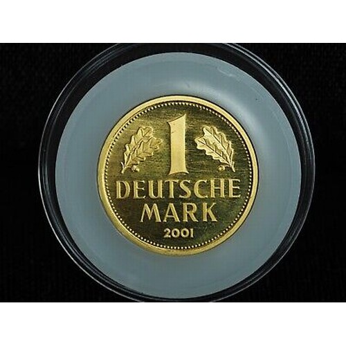 18 - A HALF OUNCE ONE DEUTSCHE MARK 2001