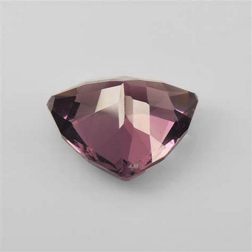 315 - AN UNSET PINK RHODOLITE 3,50 CARATS