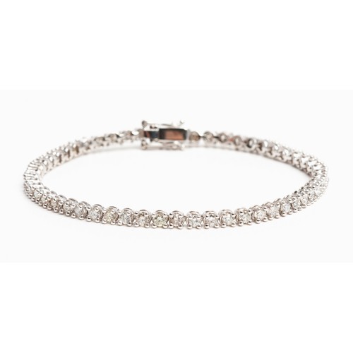 159 - A 4,00 CARAT DIAMOND TENNIS BRACELET