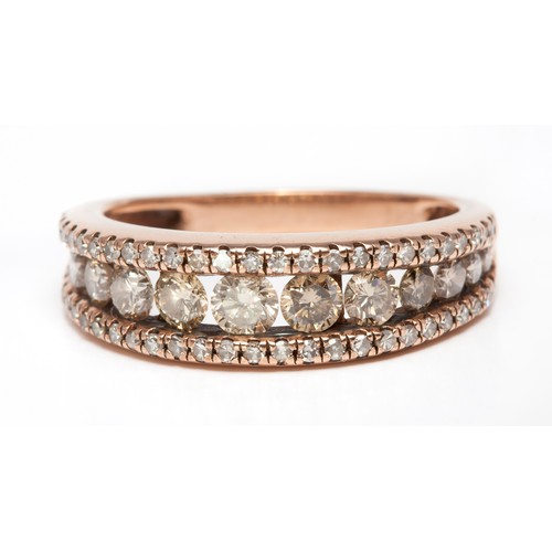 247 - A 0,40 CARAT DIAMOND ETERNITY RING