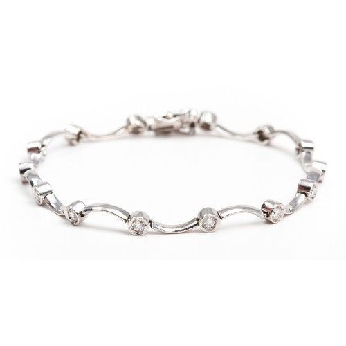 156 - A DIAMOND 1,02 CARAT TENNIS BRACELET