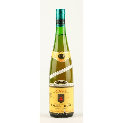 512 - A BOTTLE OF HUGEL SELECTION DE GRAINS NOBLES 1976