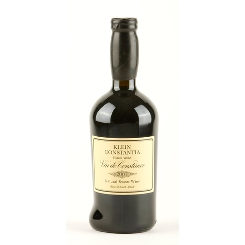 500 - A BOTTLE OF KLEIN CONSTANTIA VIN DE CONSTANCE 2007