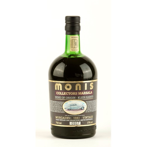 427 - A BOTTLE OF MONIS COLLECTORS MARSALA MUSCADEL 1983