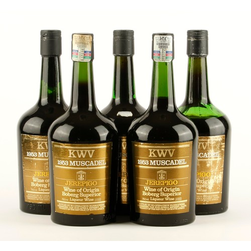 416 - FIVE BOTTLES OF KWV MUSKAT MUSCADEL JEREPIGO 1953