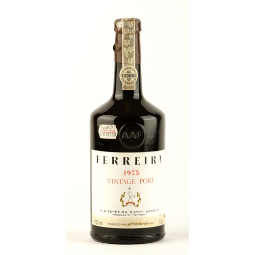 448 - A BOTTLE OF FERREIRA PORT 1975