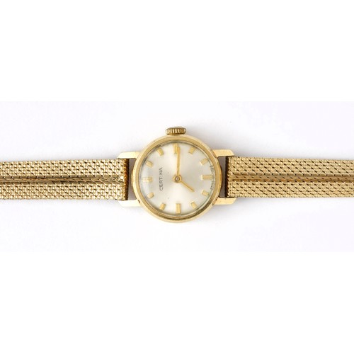 9 - A LADYS CERTINA WRISTWATCH, CIRCA 1970