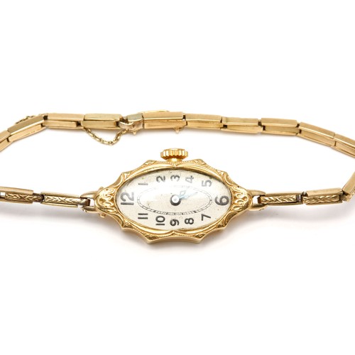 10 - A LADY'S WRISTWATCH, CIRCA 1930