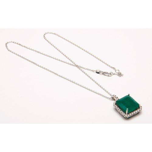 175 - AN EMERALD AND DIAMOND PENDANT