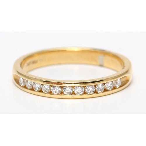 245 - A 0,25 CARAT DIAMOND ETERNITY RING