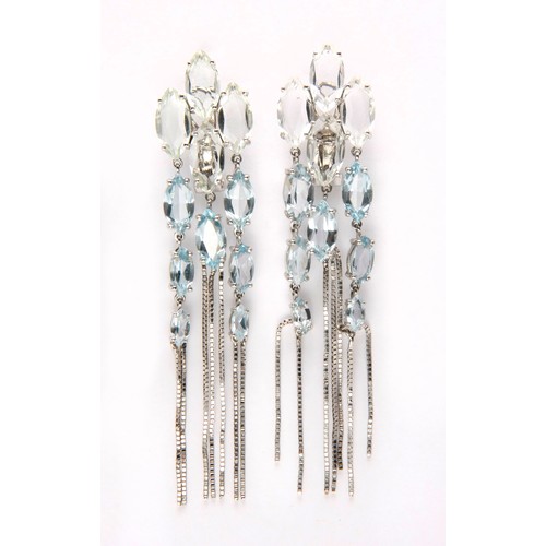 286 - A PAIR OF GEM-SET EARRINGS