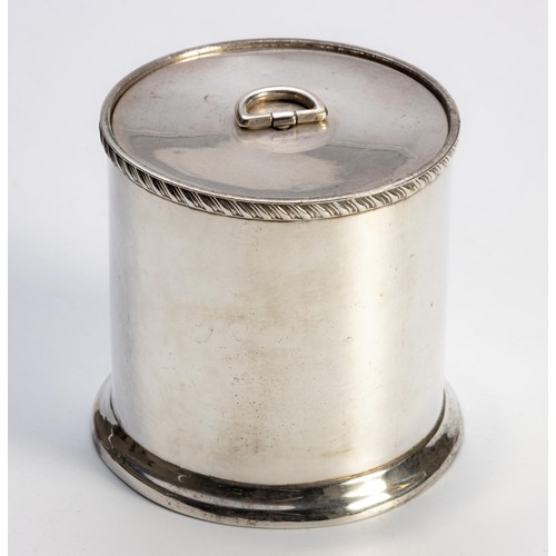 1055 - AN EDWARD VII SILVER TEA CADDY, HUKIN AND HEATH LTD, LONDON, 1902