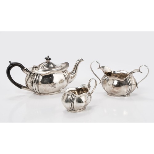 1060 - AN EDWARD VII SILVER THREE PIECE TEA SERVICE, WILLIAM MAMMATT AND SON, LONDON, 1904