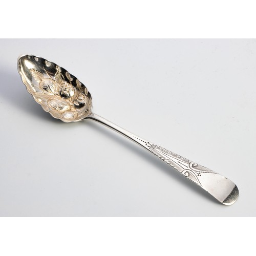 1019 - A GEORGE III SILVER OLD ENGLISH PATTERN BERRY SPOON, POSSIBLY 'LB', EDINBURGH, 1805