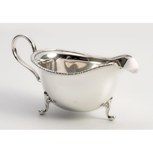 1089 - A SILVER SAUCE BOAT, SYNYER AND BEDDOES, BIRMINGHAM, FIRST HALF TWENTIETH CENTURY