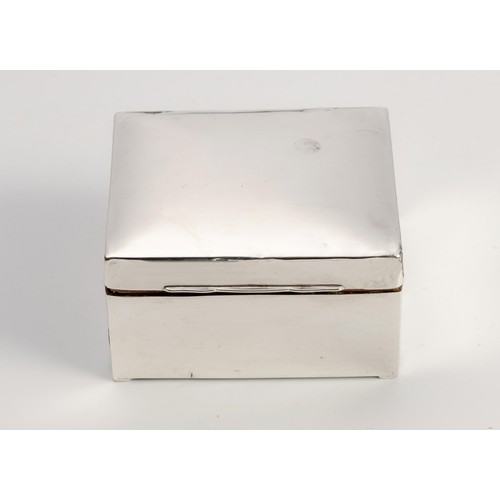 1093 - AN ELIZABETH II SILVER CIGARETTE CASE, MAKERS MARKS INDISTINCT, LONDON, 1972