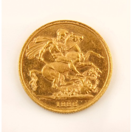 122 - A GOLD SOVEREIGN COIN