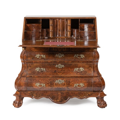 136 - A DUTCH WALNUT BOMBÉ BUREAU, 19TH CENTURY