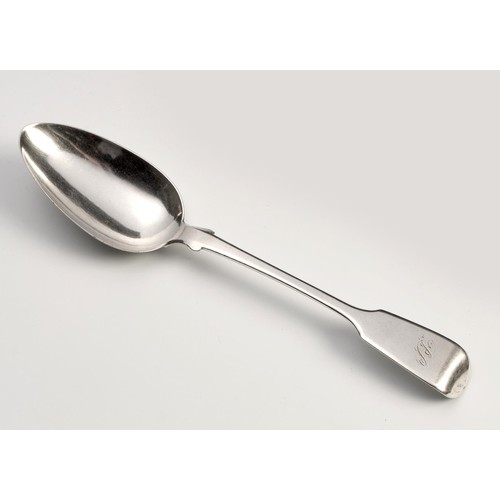 1022 - A GEORGE II SILVER FIDDLE PATTERN TABLESPOON, MAKERS MARK 'FW', LONDON, 1816