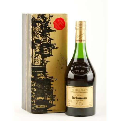 399 - A BOTTLE OF DELAMAIN COGNAC TRES VIEUX