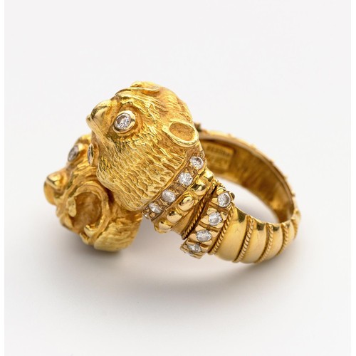 464 - AN 18CT GOLD AND DIAMOND RING, LALAOUNIS