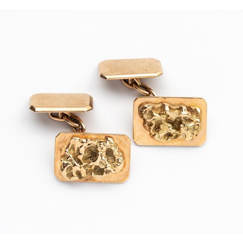 480 - A PAIR OF 9CT GOLD CUFF LINKS