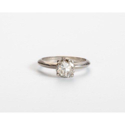 500 - A DIAMOND SOLITAIRE RING