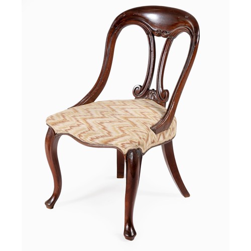 87 - A VICTORIAN MAHOGANY SIDE CHAIR