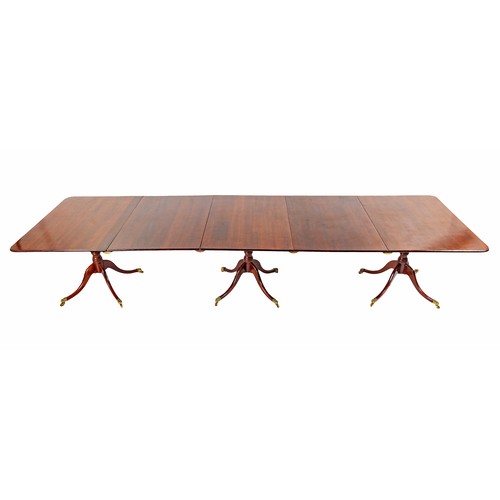 338 - A REGENCY STYLE THREE PEDESTAL MAHOGANY EXTENDING DINING ROOM TABLE, MANUFACTURED BY PIERRE CRONJE