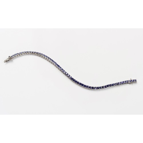 555 - A TANZANITE TENNIS BRACELET