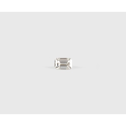 604 - A CERTIFIED 0.5150CTS EMERALD-CUT DIAMOND, UNMOUNTED