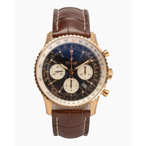 165 - AN 18CT GOLD WRISTWATCH, BREITLING NAVITIMER 01