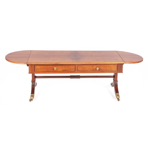 783 - AN OAK COFFEE TABLE, 20TH CENTURY