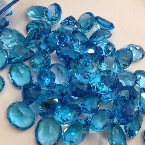 1100 - A MELEE OF AQUAMARINES, 9,27 CARATS