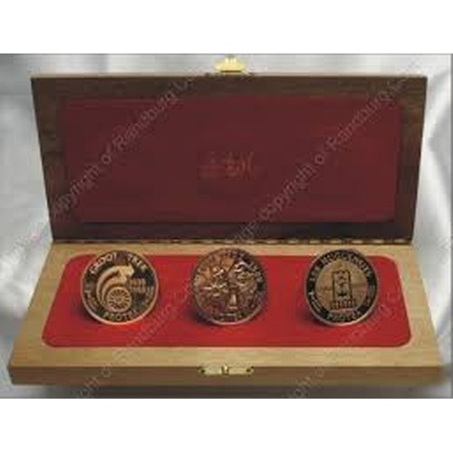 314 - A FULL PROTEA ONE OUNCE GOLD SET OF COINS