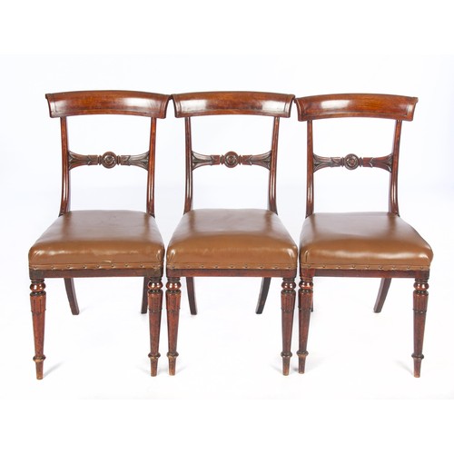 545 - A SET OF SIX VICTORIAN MAHOGANY DINING CHAIRS