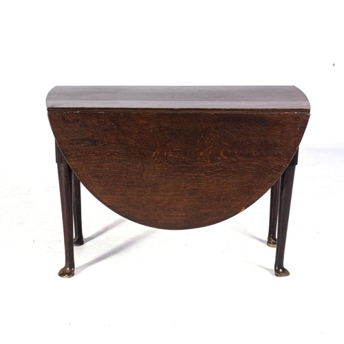 800 - AN OAK GATELEG TABLE