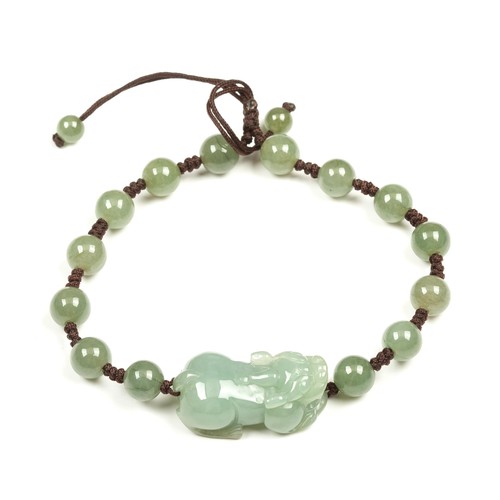 975 - A JADE GIADA BRACELET