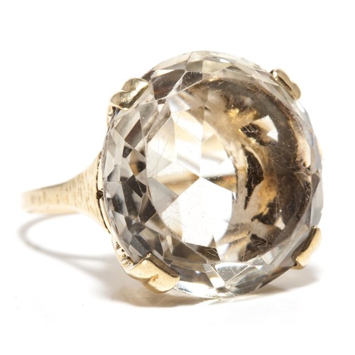 1077 - A TOPAZ DRESS RING, CIRCA 1970