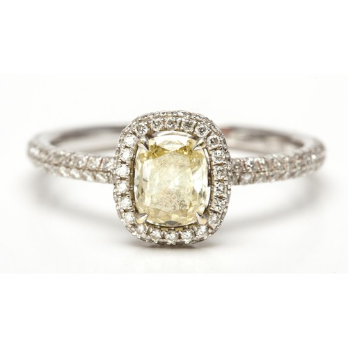 1092 - A DIAMOND DRESS RING -