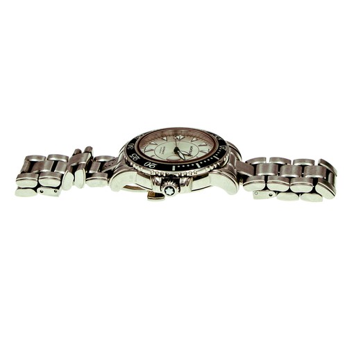 18 - A MONTBLANC LADIES WRISTWATCH